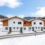 Tauernlodge Amadeiro Im Pongau شاليه أبين ايم بونغاو