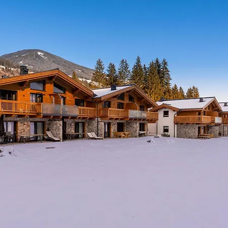 Tauernlodge Amadeiro Im Pongau Dağ evi